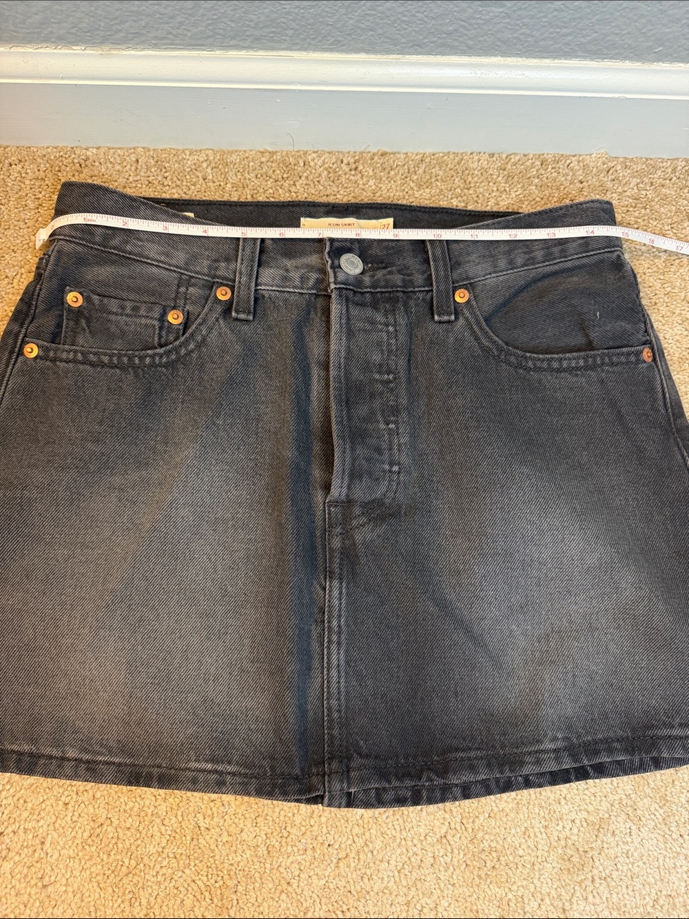 Levi’s® Icon Premium Denim Mini Skirt Faded Black Denim Button Fly Size 27 - Picture 8 of 10